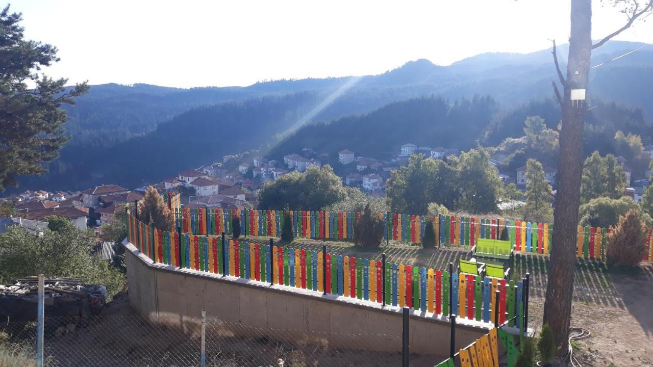 Hotel Safi Dospat Exterior foto